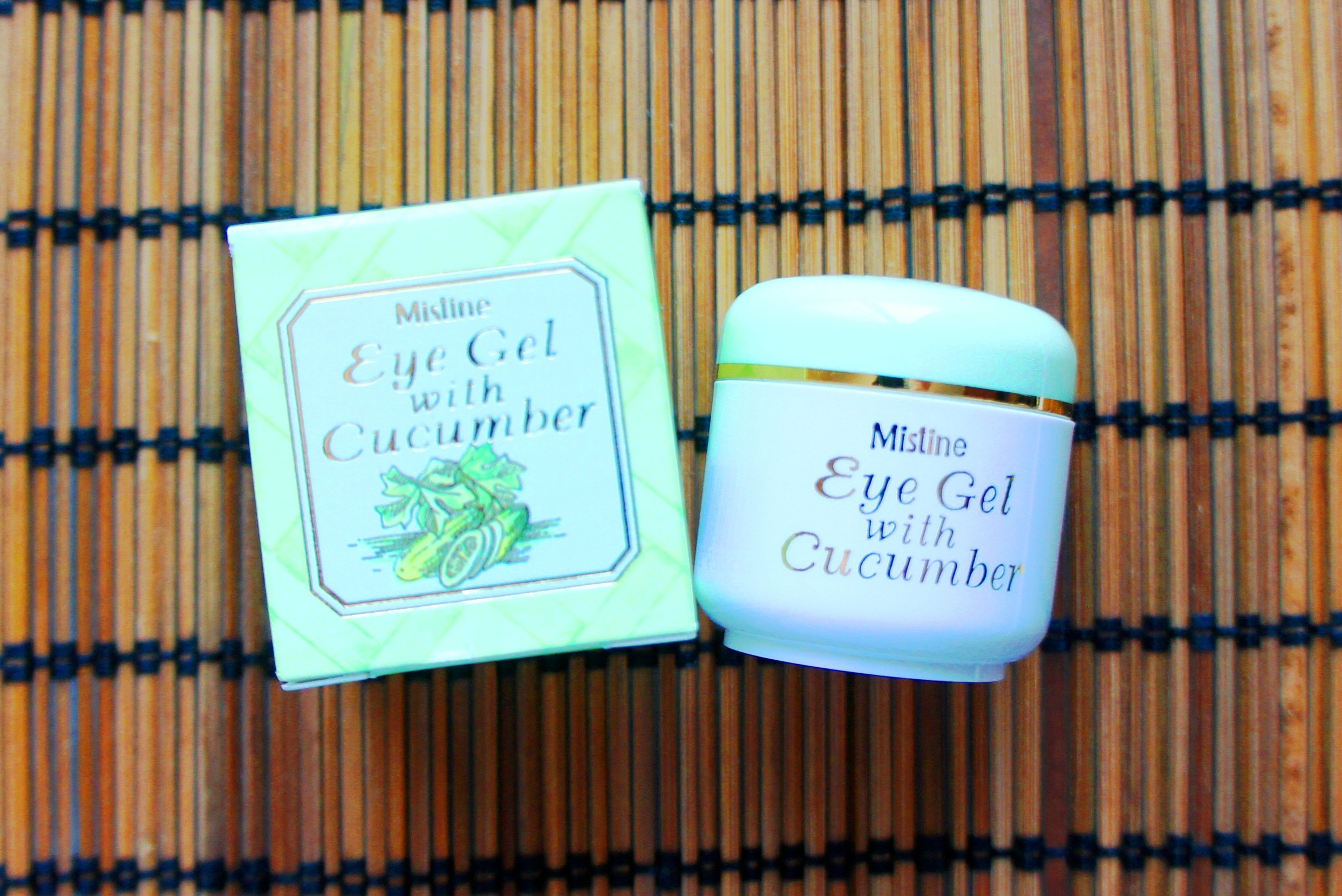 Натуральный гель вокруг глаз на основе Огуречной вытяжки 