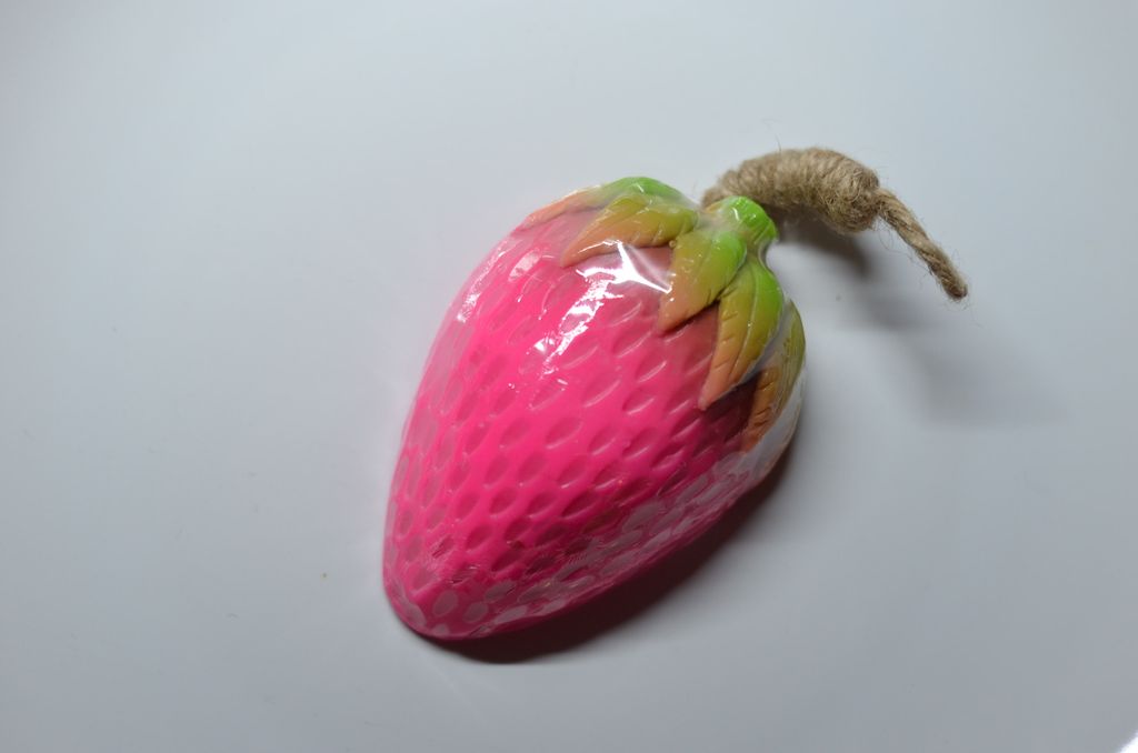 Натуральное Тайское Фруктовое мыло Клубника из Тайланда Tropicana купить в Москве и Московской области.