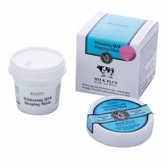 Натуральную ночную маску для лица из Тайланда с эффектом отбеливания Whitening Q10 Sleeping Mask Milk Plus Scentio купить в Москве и Московской области.