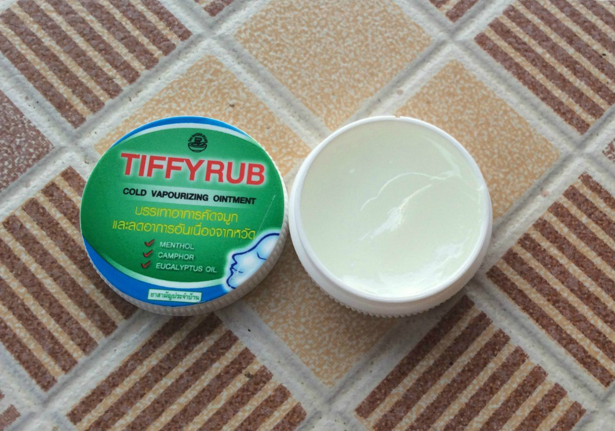 Тайская мазь от простуды с ментолом TIFFYRUB Cold Vapourizing Ointment 6 гр. таиланд
