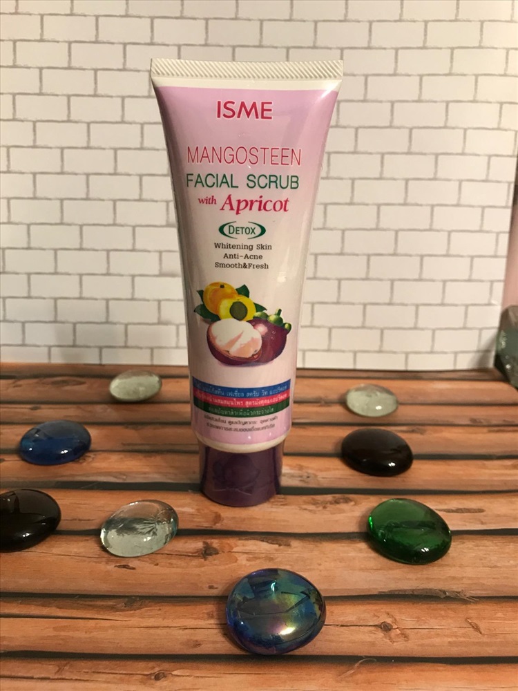 Тайский скраб для лица от акне и черных точек с Мангостином и Абрикосом ISME Facial Scrub Detox Skin Whitening Anti-Acne & Blak Head 100 гр.